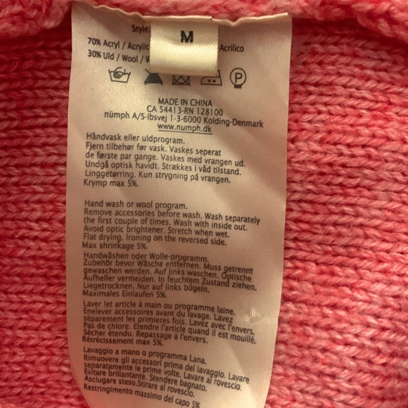 NUMPH PINK SWEATER WITH BLACK HEART - Picture 6 of 6